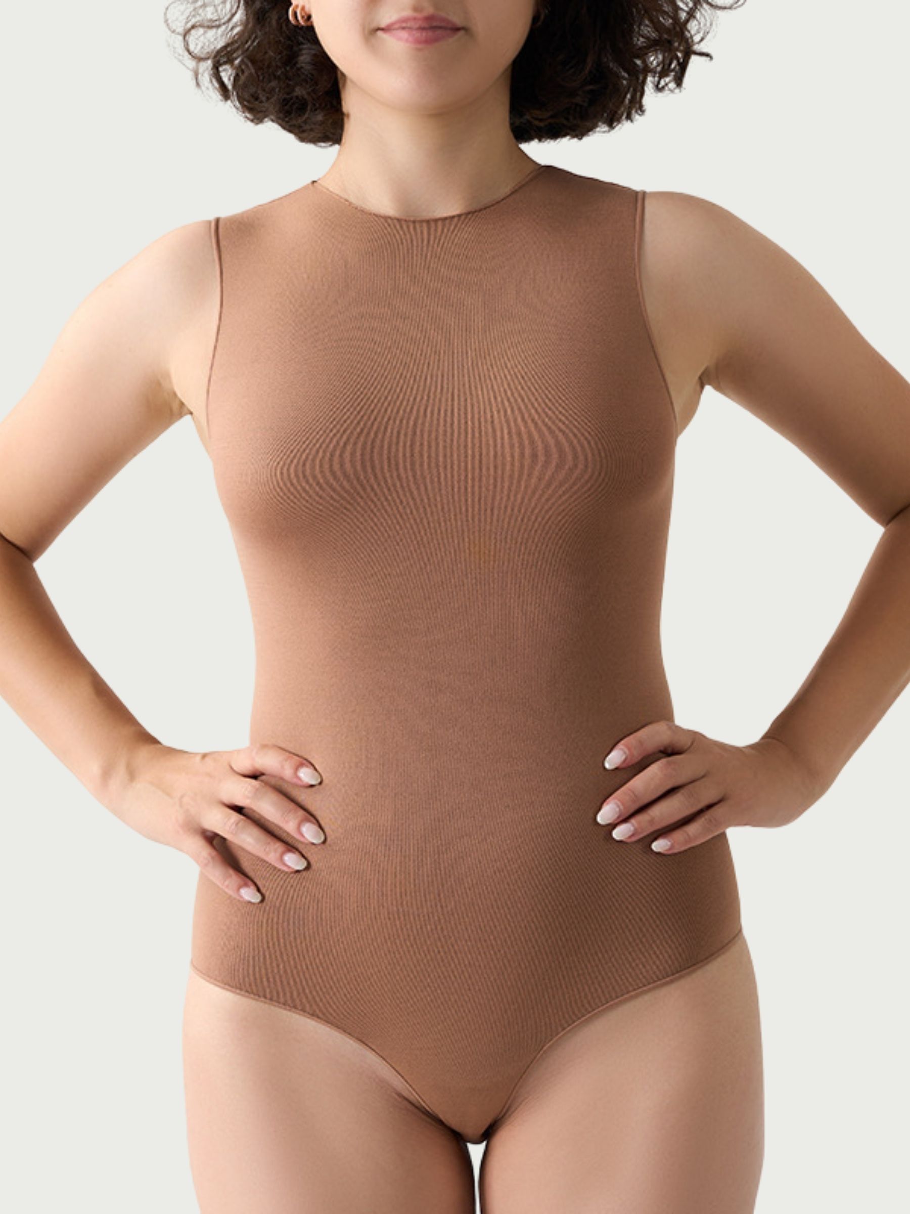 Seamless Raw Edge Bodysuit – Round Neck Sleeveless One-Piece for Sports & Everyday Wear