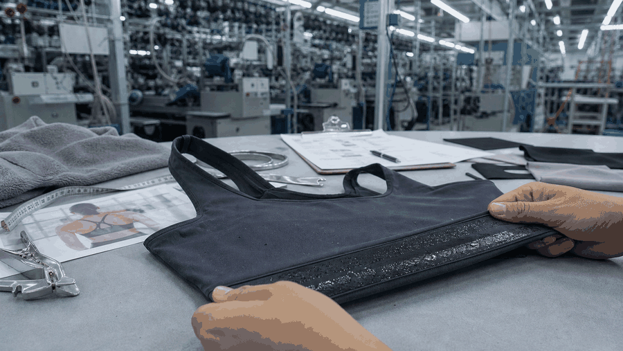 Hot Yoga Bra Underband Wet Grip Engineering — Silicone Dot Pattern vs Elastic Tension