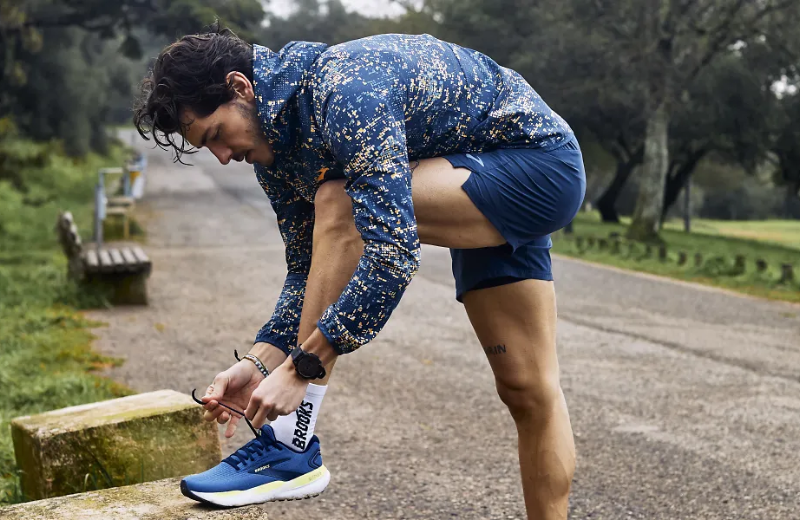 tumatakbo activewear